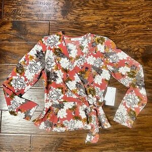 NWT Beautifully Structured Surplice Peplum Blouse/Top Size XS